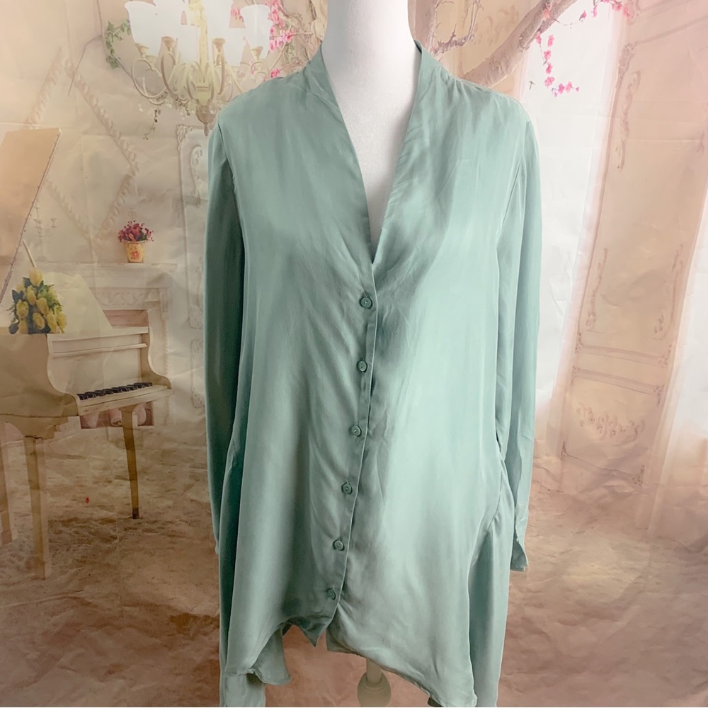NEW Soft Surrounding Laurel Tunic in dusk Green - Picture 2 of 13